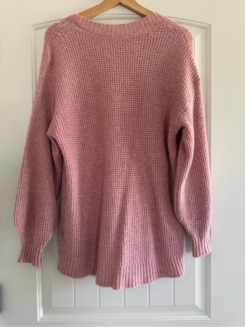 American Eagle Outfitters Oversized V-Neck Waffle Knit Sweater Dusty Rose XS - Picture 3 of 7